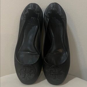 Tory Burch Black Leather Loafers Classic Office Sophisticated Work Preppy Event